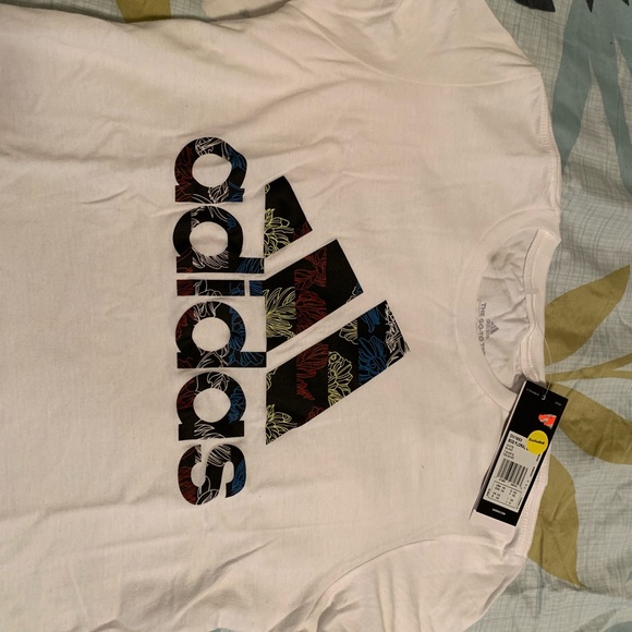 Adidas t-shirt new!!! - Picture 2 of 2